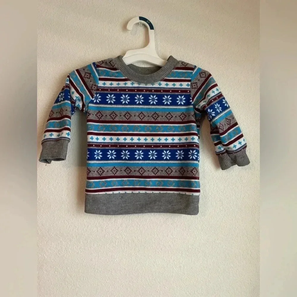 Just one you by Carters baby boy snowflake fleece sweater size 12M